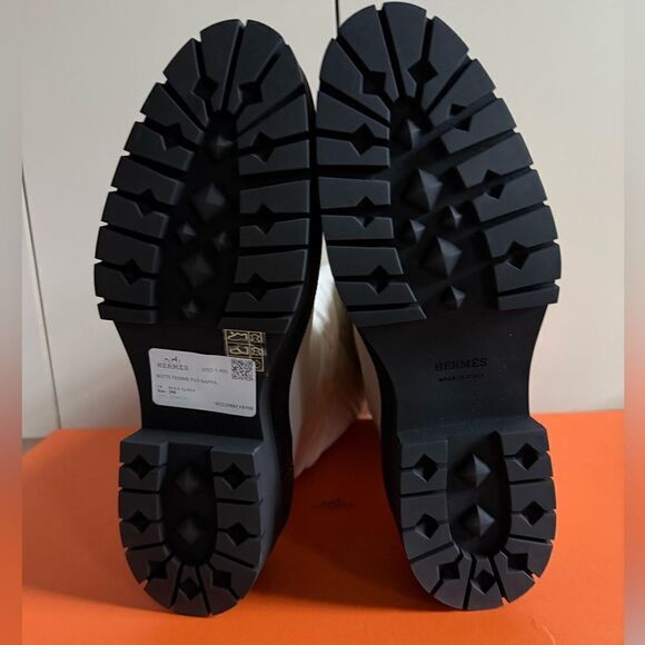 Hermes White calf leather Fuji Weather mid height Boot NIB 38.5 - Picture 10 of 14